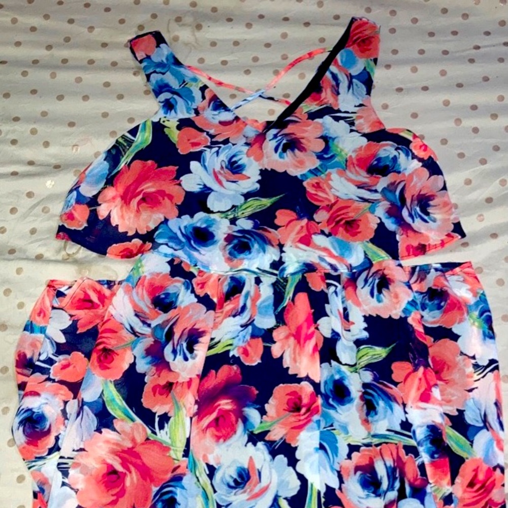 Long flowery Dress